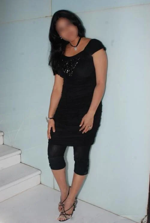 Call Girls Koh E Fiza